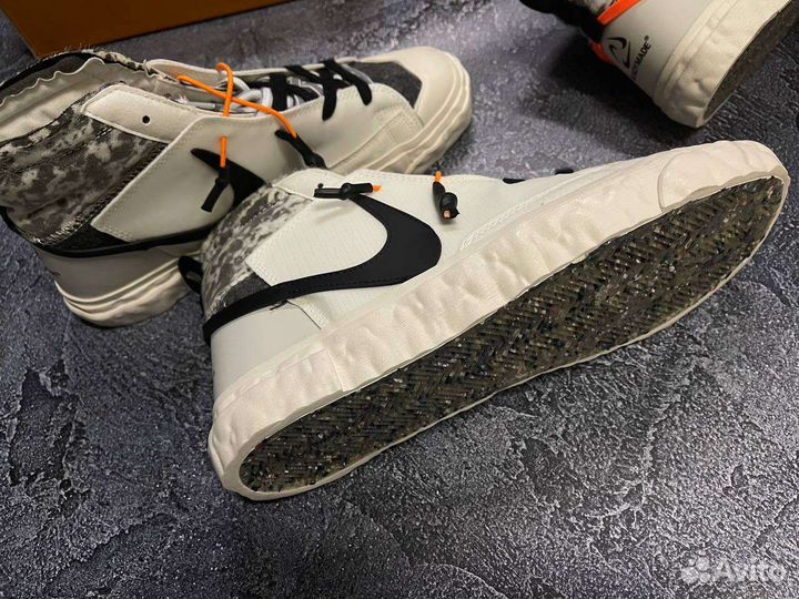 Кроссовки Nike