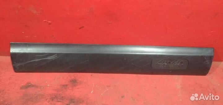 Шевроле Нива молдинг передней правой двери деф