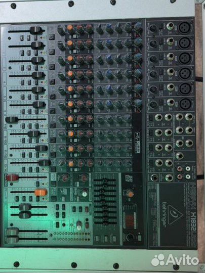 Микшерный пульт behringer x1832usb