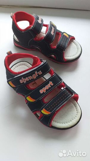 Сандали детские