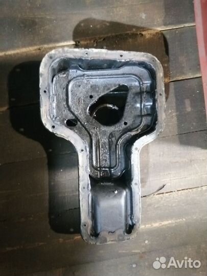 Поддон масляный двигателя Toyota Corolla E120 1.6L