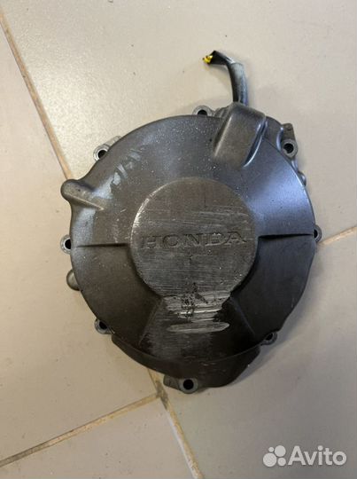 Крышка генератора Honda cbr600rr 3-6год
