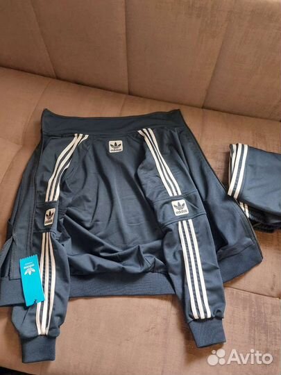 Спортивный костюм adidas для мальчика 128