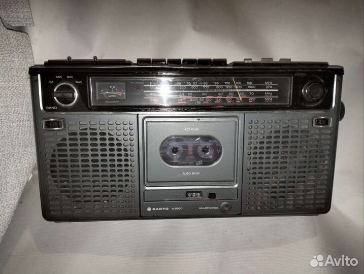 Магнитофон.sanyo