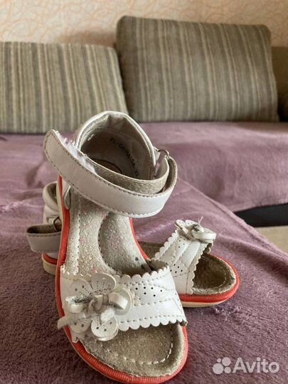 Сандали для девочки