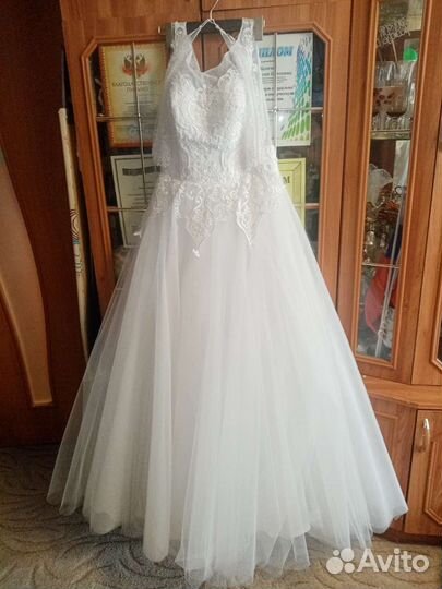 Свадебное платье