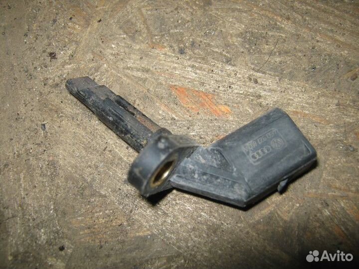 Датчик ABS передний Audi A6 C6