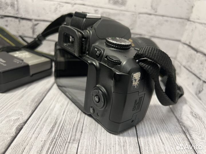 Фотоаппарат Nikon D3000 Kit