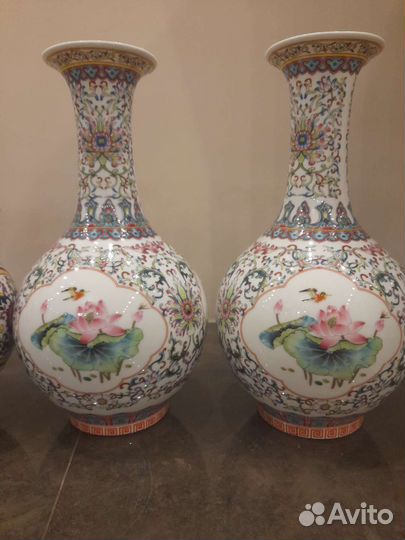 Вазы парные фарфор Китай 27 и 30см