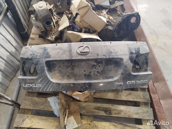 Крышка багажника gs300