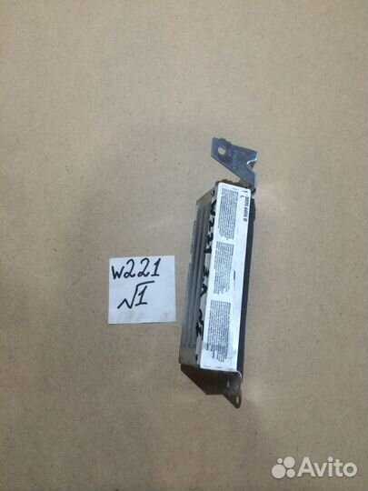 Подушка безопасности в торпеду Mercedes W221