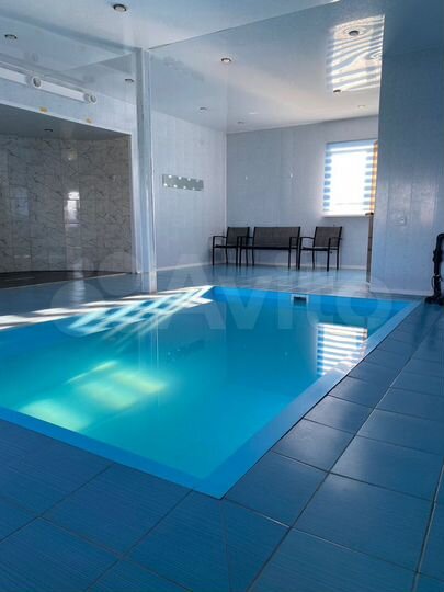 Коттедж 380 м² на участке 15 сот.