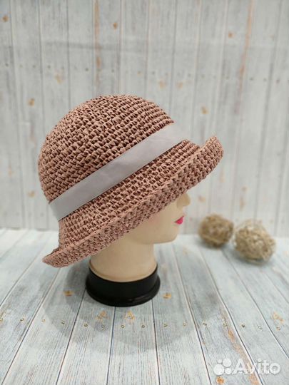 Шляпа женская соломенная