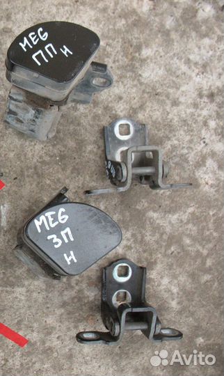 Правая петля двери Renault Megane 2