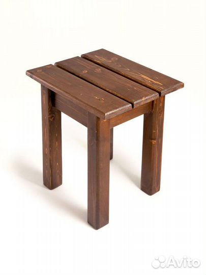 Табурет деревянный