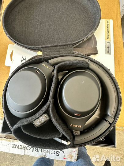 Беспроводные наушники