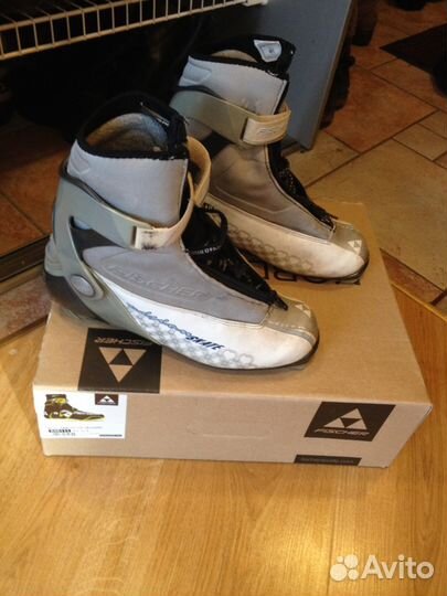 Продаются лыжные ботинки 