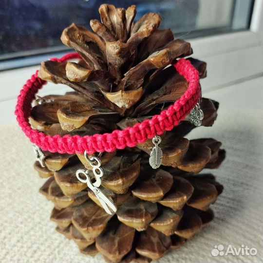 Браслет красная нить 