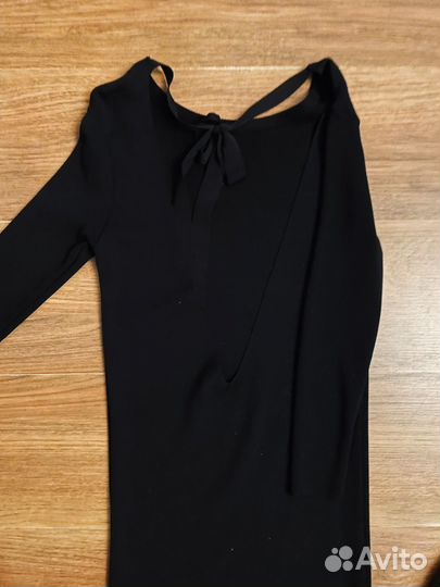 Платье черное