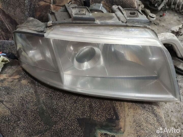 Фара Audi A6 C5 allroad