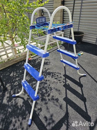 Лестница Intex для бассейна 122см