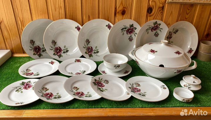 Сервиз столовый СССР Чехословакия Роза 1978 год