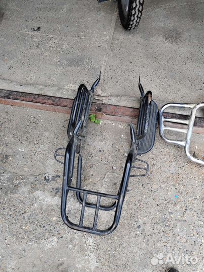 Запчасти от мотоцикла (навесное)