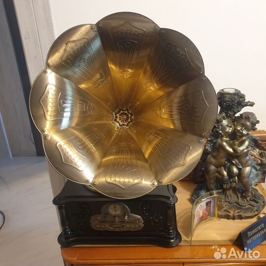 Музыкальный центр