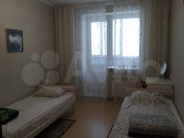 2-к. квартира, 55 м², 2/10 эт.