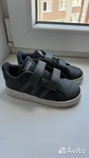 Кроссовки кеды детские adidas 26,5 разм