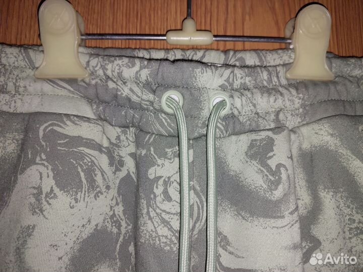 Спортивные штаны