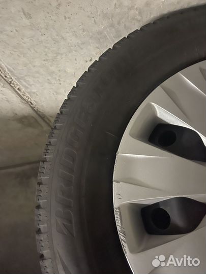 Bridgestone Blizzak PM-20 205/65 R15
