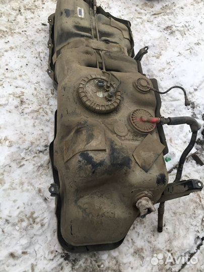 Топливный бак Toyota Land Cruiser Prado 150