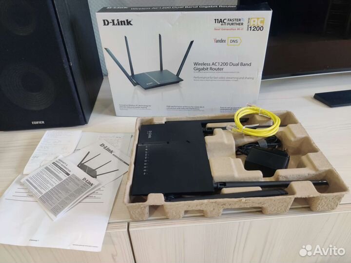 D-link DIR-825/AC/G1A