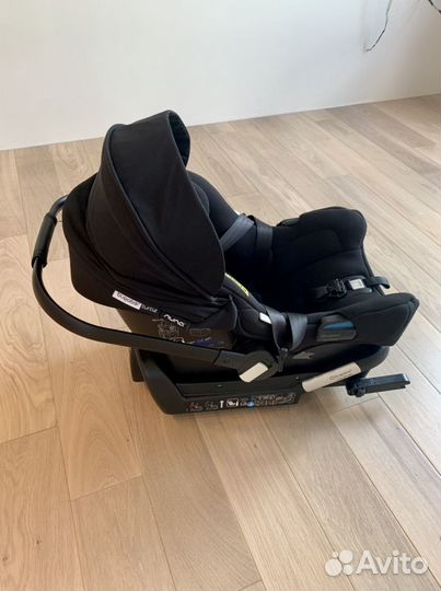 Автокресло 0+ Bugaboo Turtle Air by Nuna + Isofix