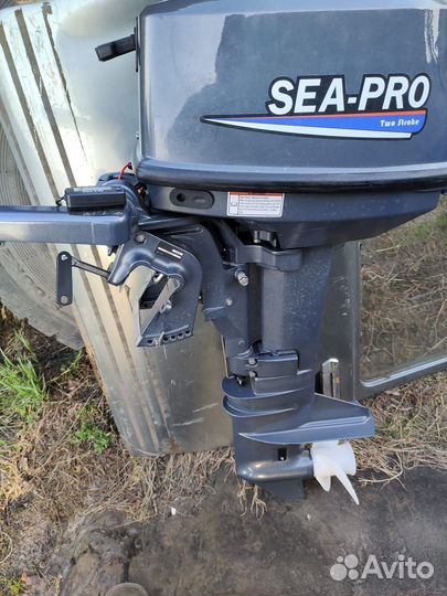 Лодка с мотором