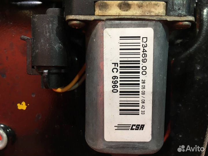 Стеклоподъемник передний правый Land Rover