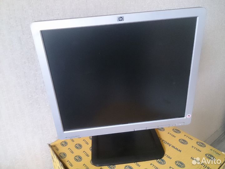 Монитор ЖК HP LE1711
