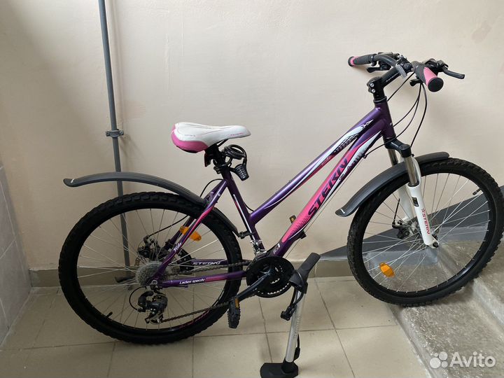 Велосипед горный женский stern+насос+замок