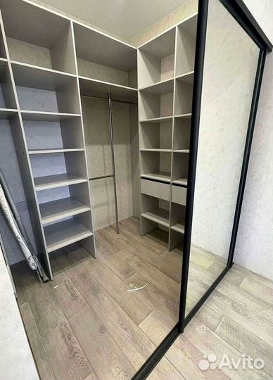 Гардеробный шкаф