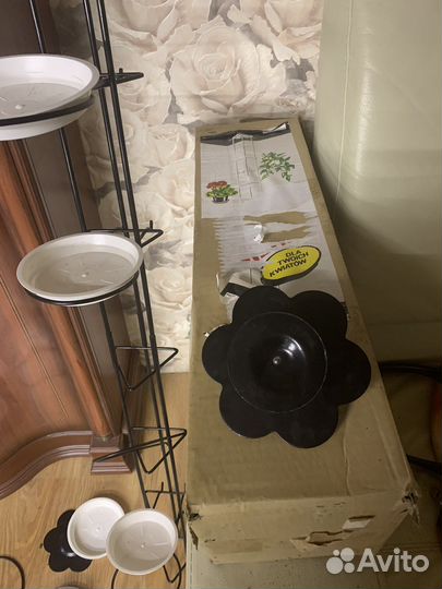 Этажерка для цветов