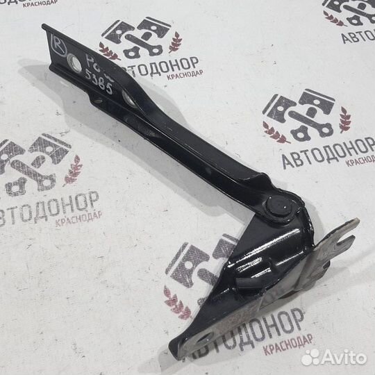 Петля капота правая Volkswagen Polo 614 cfna 2013