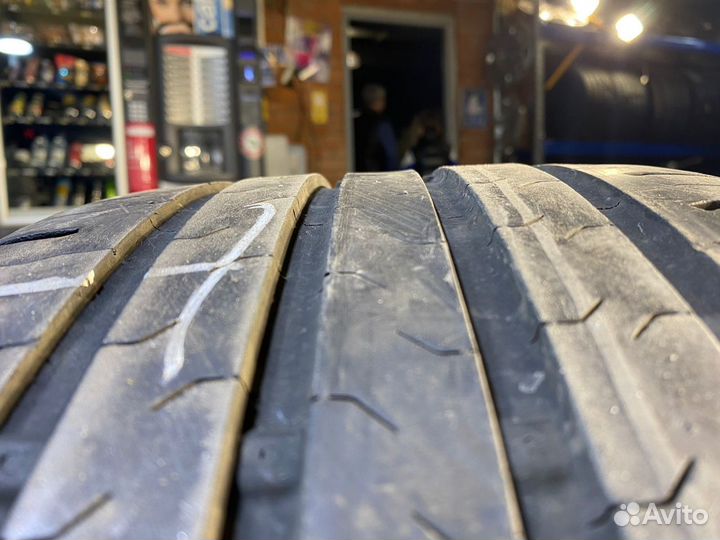 Continental ContiEcoContact 5 225/45 R17 94V