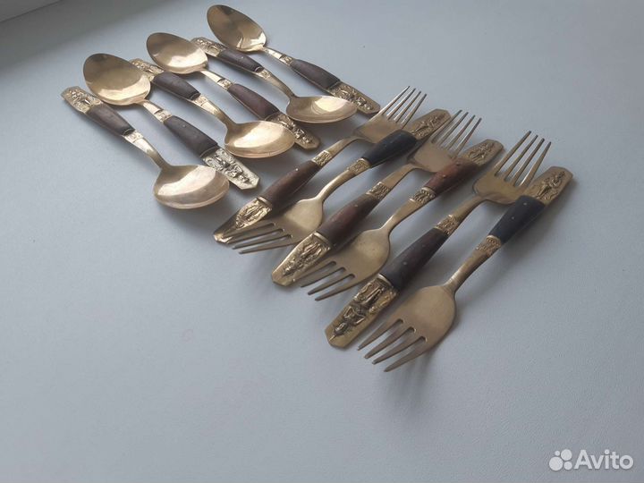 Набор столовых приборов