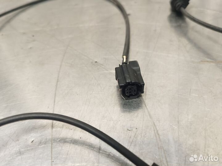 Датчик ABS передний левый Toyota Rav 4