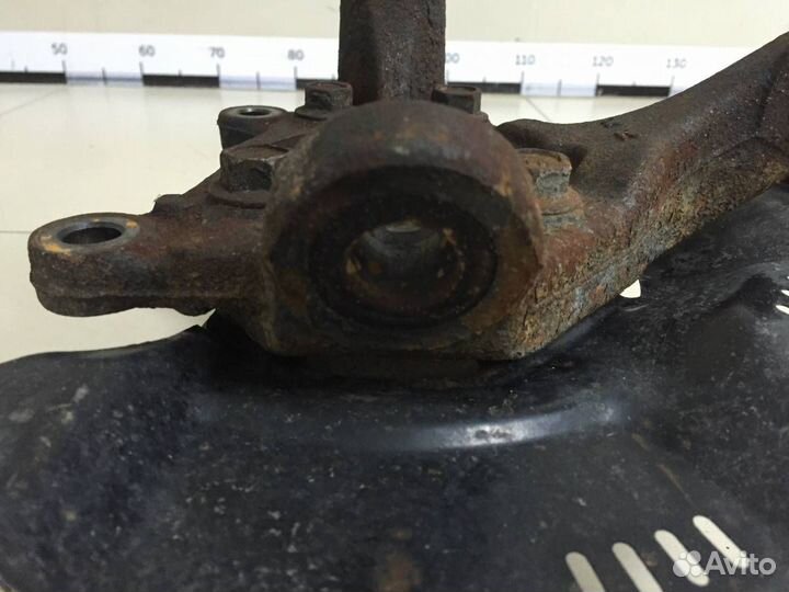 Кулак поворотный передний правый Toyota Corolla E1