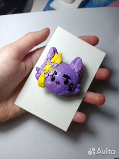 Значок ручной работы