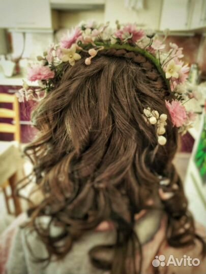 Венок на голову из цветов ручной работы