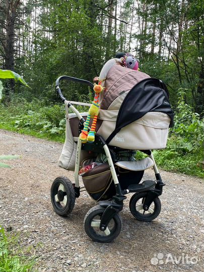 Прогулочная коляска 2 в 1