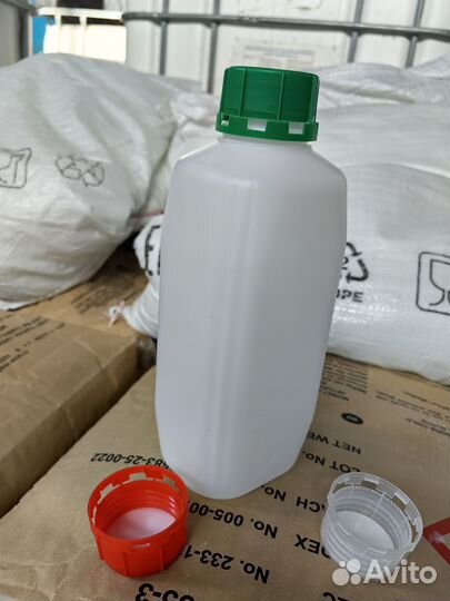 Бутылка канистра пластмассовая 1 л